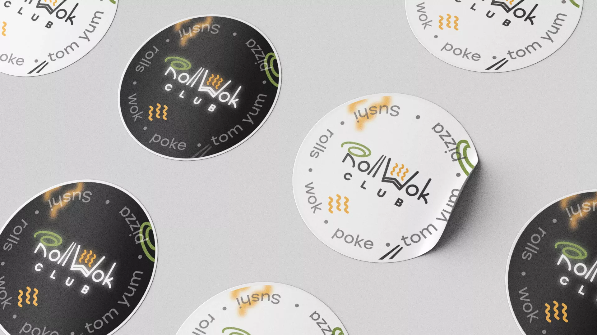 Разработка наклеек для суши-бара «Roll Wok Club» в Солнечногорске